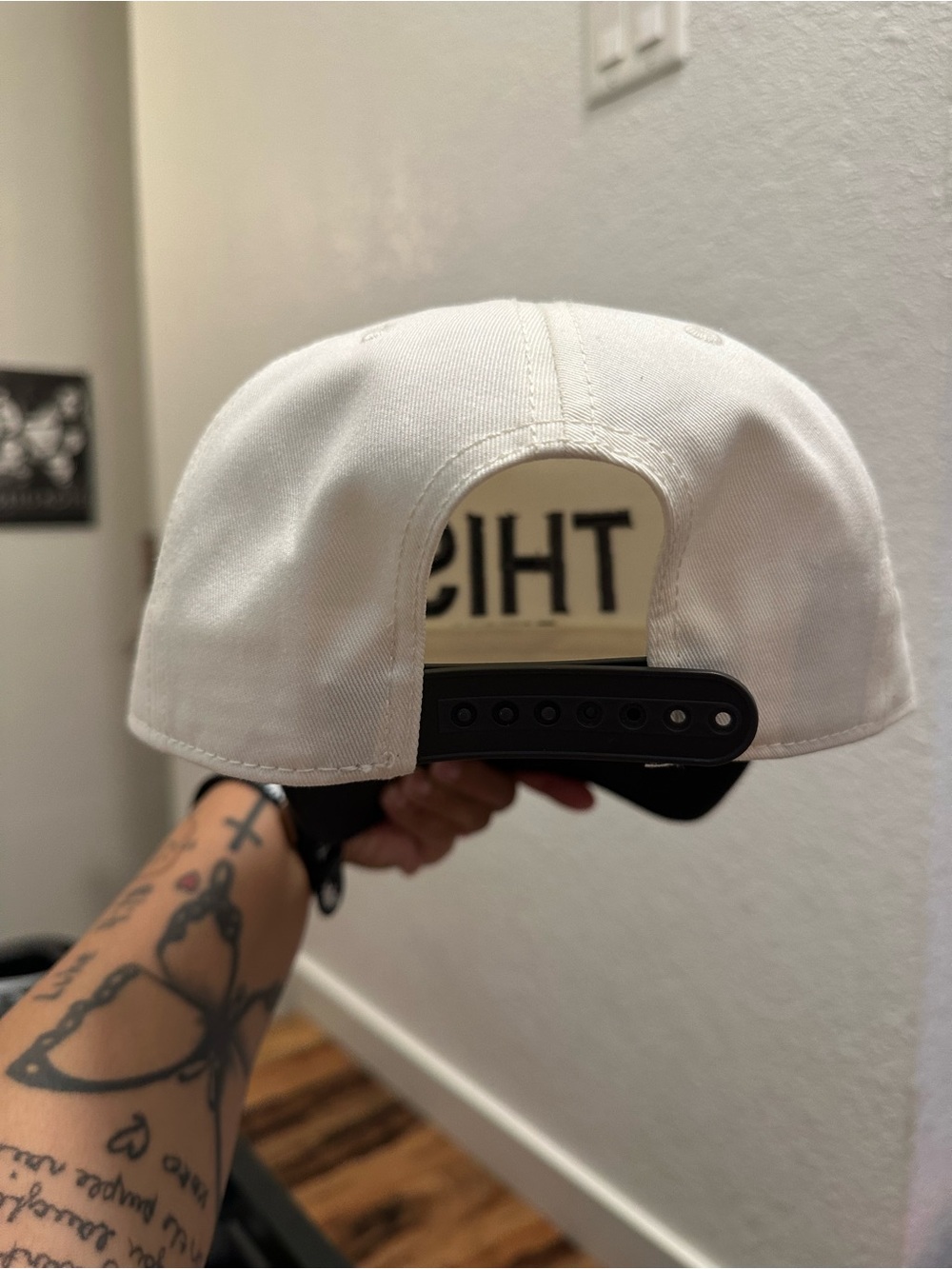 This B*tch adjustable hat - Picture 2 of 3